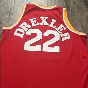 Clyde “The Glide” Drexler Rockets Jersey. True Bubble letters on back side 2XL